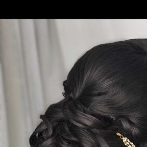 Meet your Posher, Manija